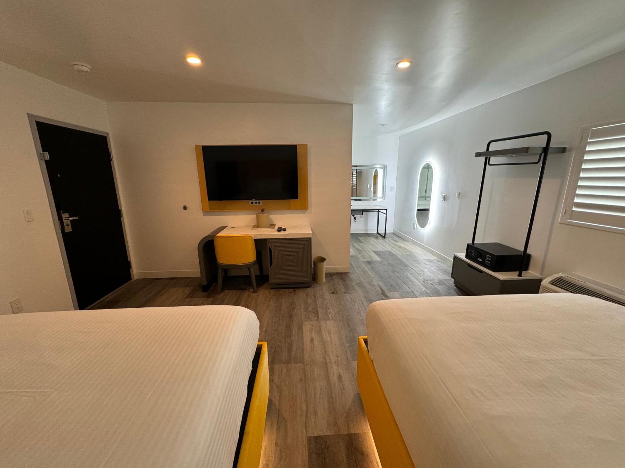 Hotel Rudra - Hollywood Λος Άντζελες Δωμάτιο φωτογραφία